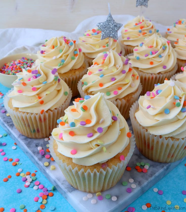 funfetti vanilla cupcakes
